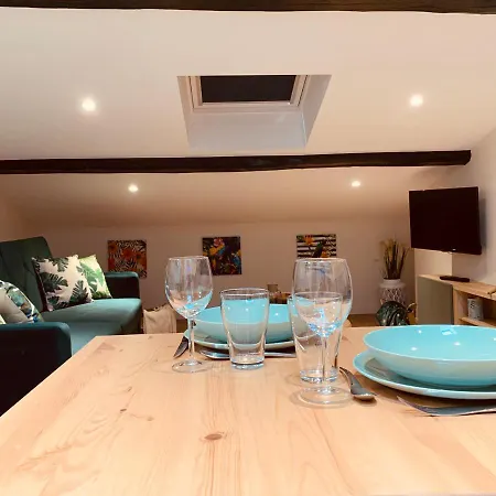 Warm & Wood アパート クレルモン・フェラン