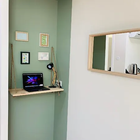 アパート Warm & Wood