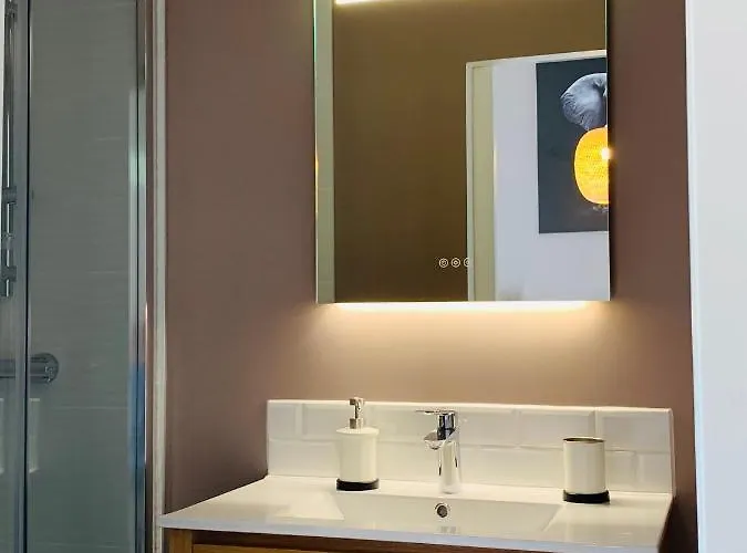 アパート Warm & Wood クレルモン・フェラン