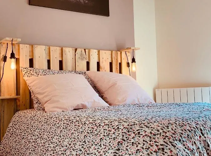 アパート Warm & Wood